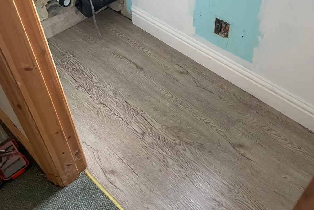 Flooring (Vinyl) 1 0f 1